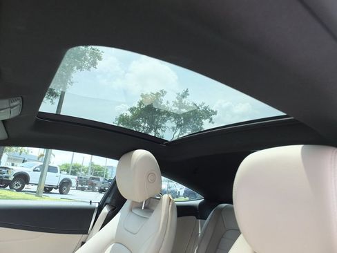 Used 2018 Mercedes-Benz C 300 Coupe image 3