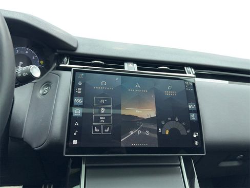 Used 2025 Land Rover Range Rover Velar Dynamic SE image 21