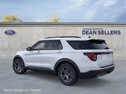 New 2026 Ford Explorer Active image 4
