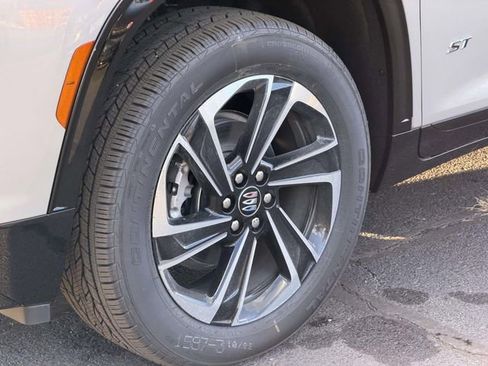 New 2026 Buick Enclave Sport Touring w/ Power Package image 5