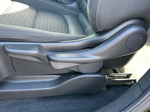 Used 2023 Chevrolet Bolt EUV LT w/ Driver Confidence Package image 24