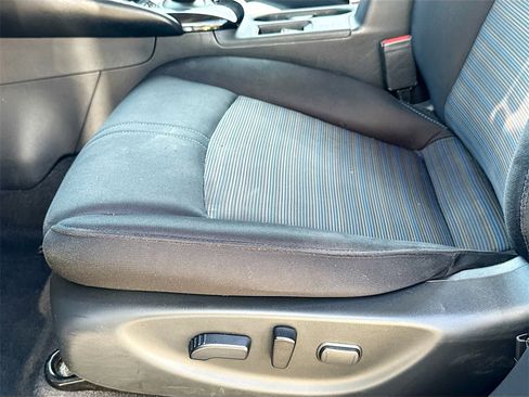 Used 2023 Nissan Leaf SV Plus image 21