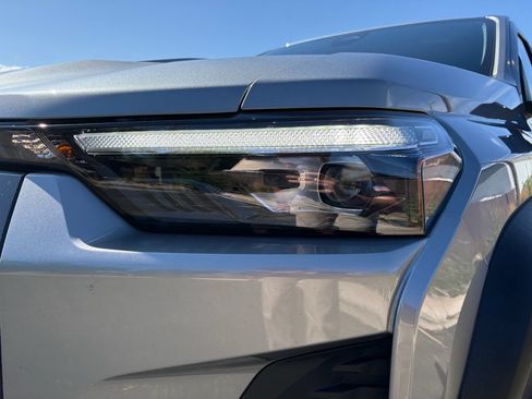 Used 2023 Chevrolet Colorado ZR2 w/ ZR2 Convenience Package III AWD/4WD image 14