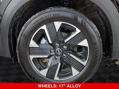 Certified 2025 Nissan Kicks SV AWD/4WD image 10