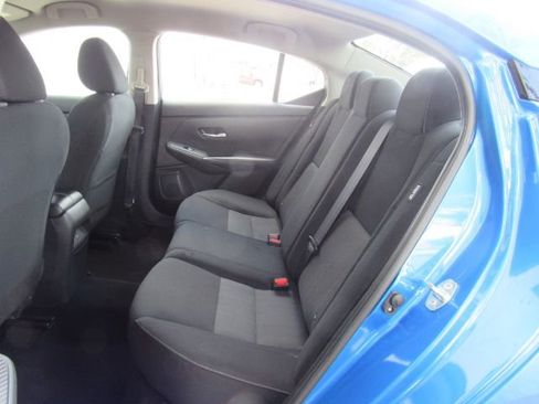 Used 2023 Nissan Sentra SV image 17