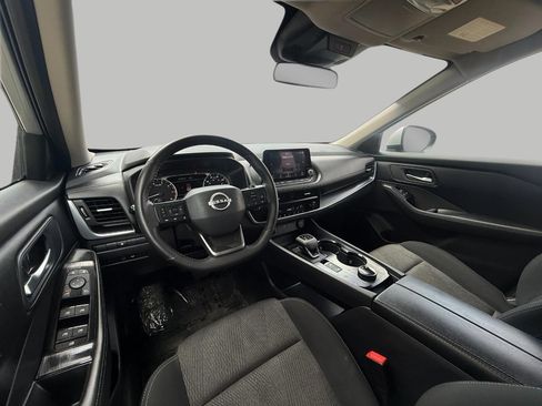 Used 2025 Nissan Rogue SV AWD/4WD image 26