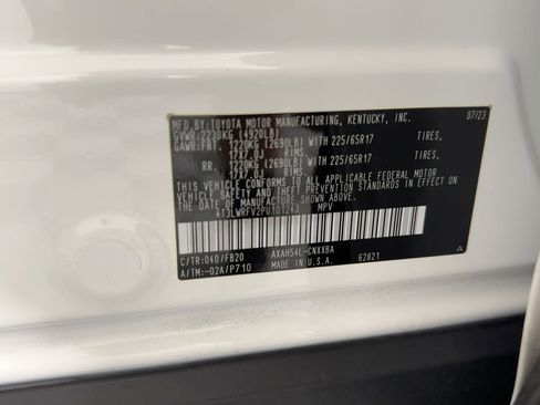 Used 2023 Toyota RAV4 LE image 15