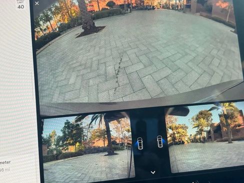 Used 2023 Tesla Model 3 Standard Range image 17