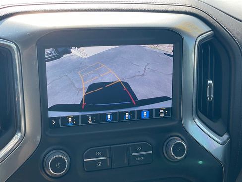 Used 2022 Chevrolet Silverado 2500 LTZ w/ LTZ Plus Package image 16