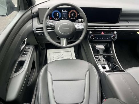 New 2025 Hyundai Tucson XRT image 8