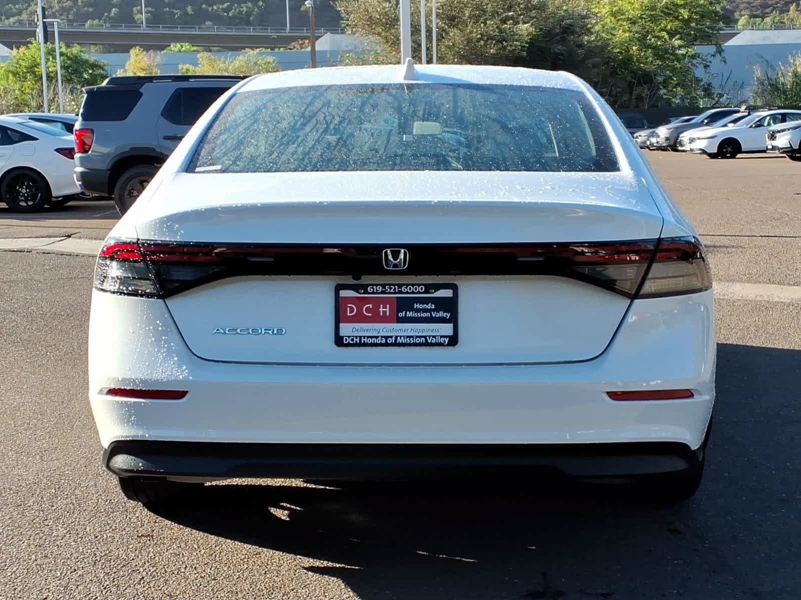 Used 2023 Honda Accord EX image 5