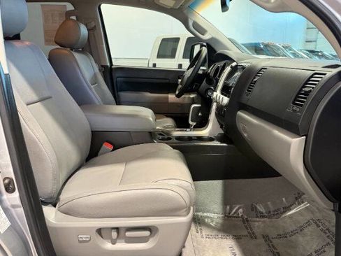Used 2007 Toyota Tundra Limited AWD/4WD image 15