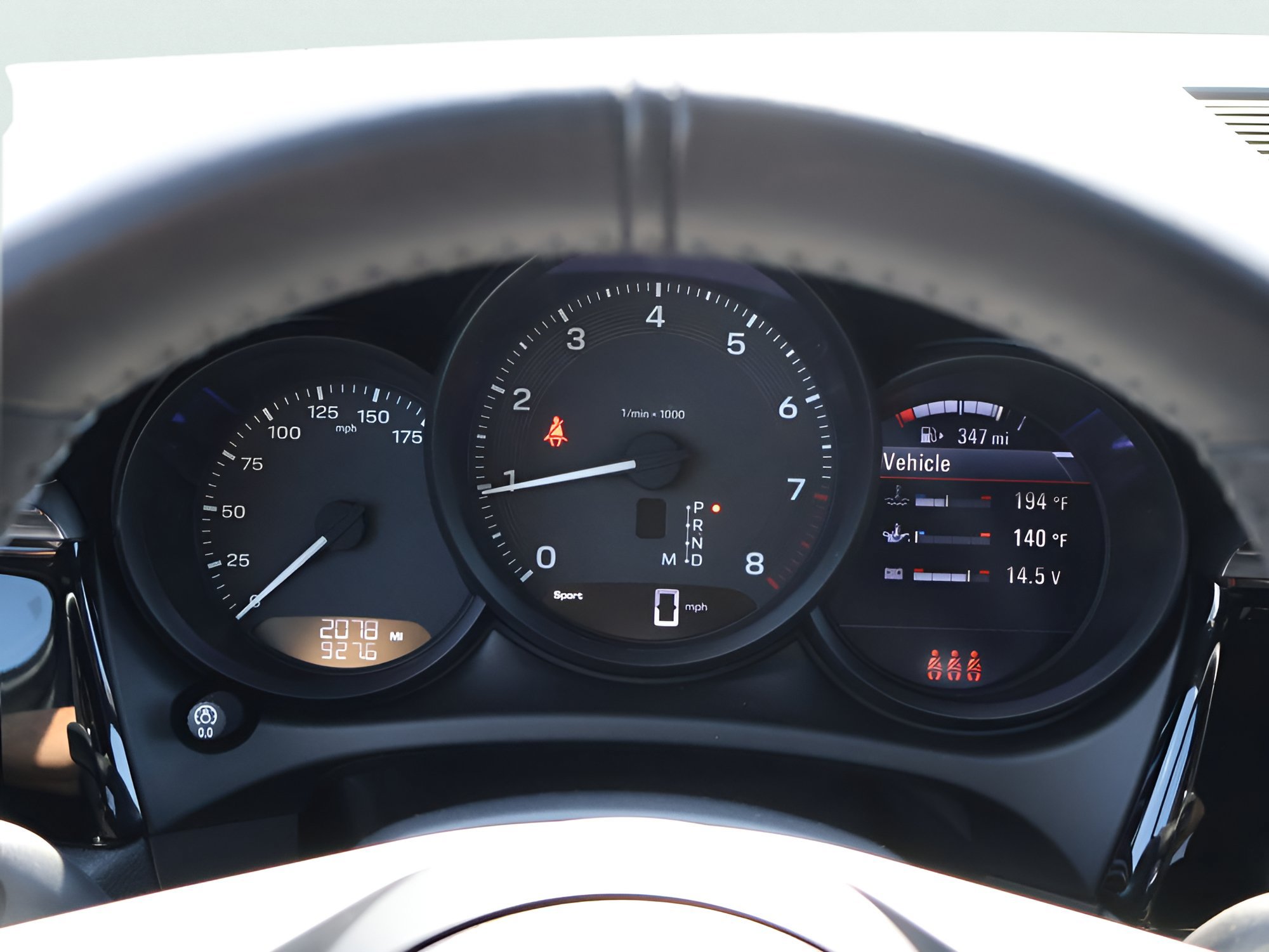 Certified 2026 Porsche Macan AWD/4WD image 27