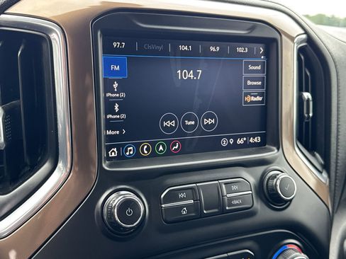 Used 2021 Chevrolet Silverado 2500 High Country w/ Z71 Off-Road Package image 13