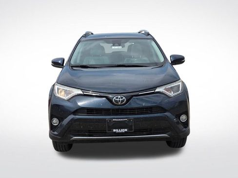 Used 2017 Toyota RAV4 XLE w/ Plus Special Value Package AWD/4WD image 10