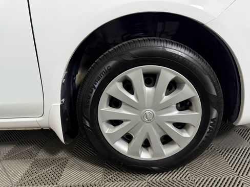 Used 2019 Nissan Versa S image 6