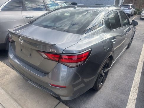 Certified 2022 Nissan Sentra SR image 9