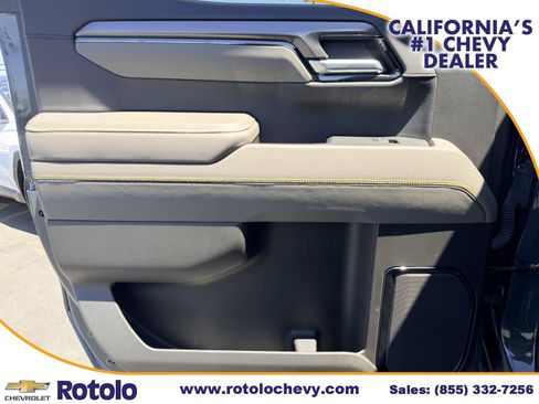 Used 2025 Chevrolet Silverado 1500 ZR2 AWD/4WD image 16
