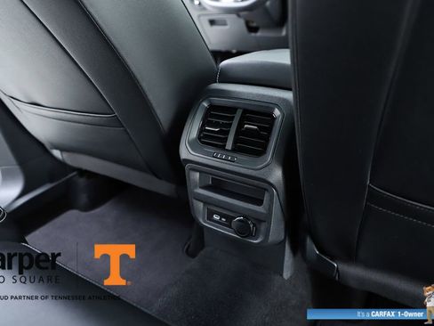 Used 2024 Volkswagen Tiguan SE R-Line FWD image 38