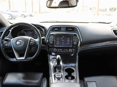 Used 2016 Nissan Maxima Platinum image 12