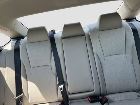 Used 2025 Honda Accord SE image 17
