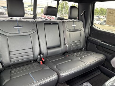Used 2026 Ford F250 Platinum w/ FX4 Off-Road Package AWD/4WD image 32