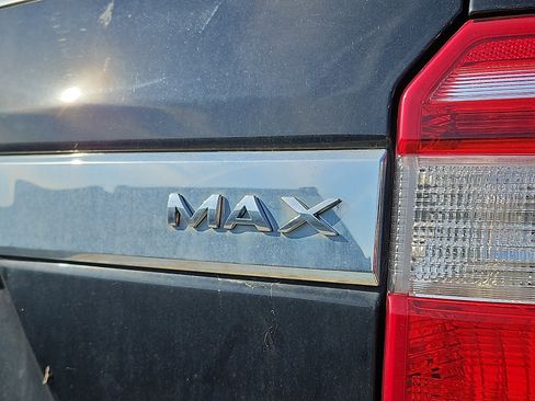 Used 2020 Ford Expedition Max XLT w/ Equipment Group 202A AWD/4WD image 10