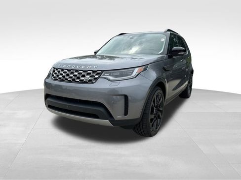 New 2024 Land Rover Discovery S image 1