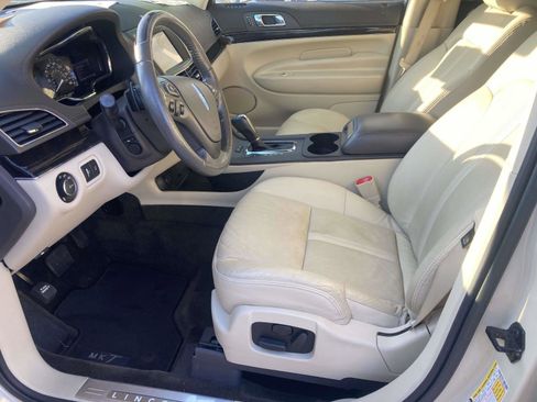 Used 2016 Lincoln MKT AWD w/ Equipment Group 201A image 22