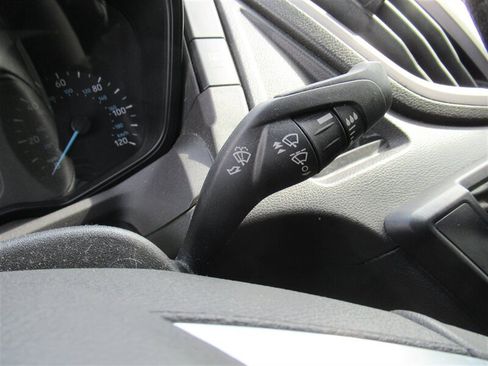 Used 2018 Ford Transit 150 XLT image 24