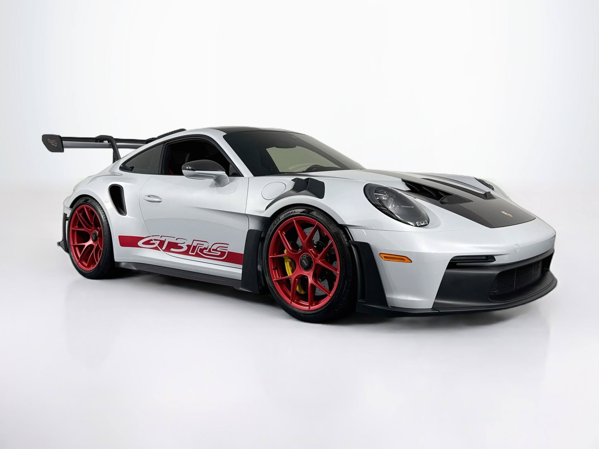 Used 2025 Porsche 911 GT3 RS RWD image 3