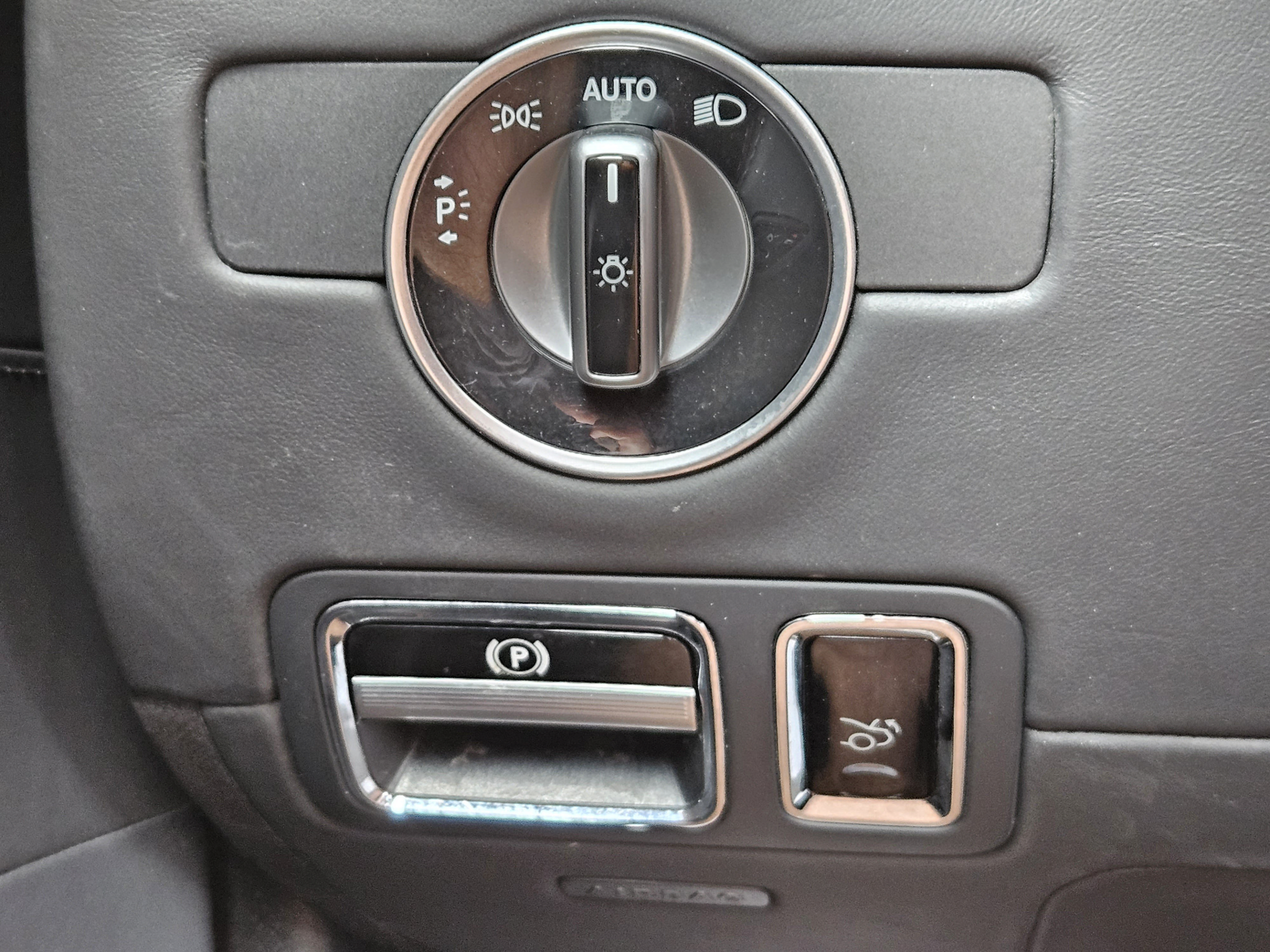 Used 2018 Mercedes-Benz AMG GT C image 17