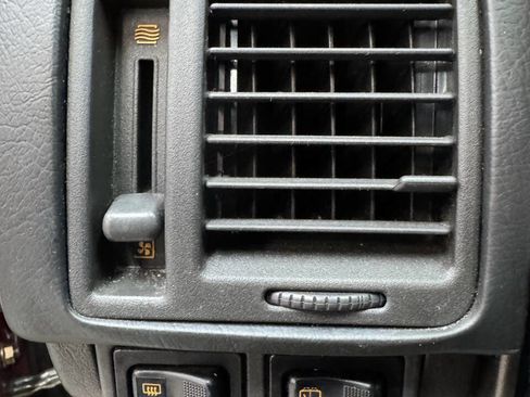 Used 1989 Mercury Tracer Base 4dr Wagon image 37