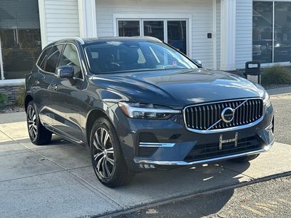 Used 2022 Volvo XC60 B5 Inscription w/ Advanced Package
