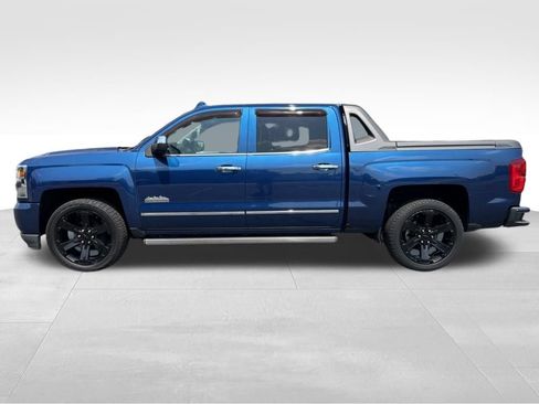 Used 2017 Chevrolet Silverado 1500 High Country w/ High Desert Package AWD/4WD image 2