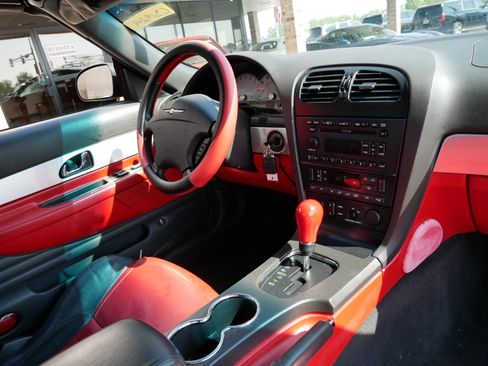 Used 2002 Ford Thunderbird RWD image 22