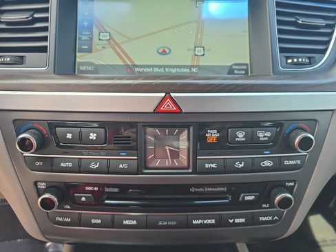 Used 2017 Genesis G80 3.8 w/ Option Group 03 RWD image 21
