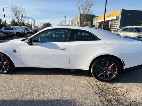 Used 2025 Dodge Charger Scat Pack w/ Track Pack image 11