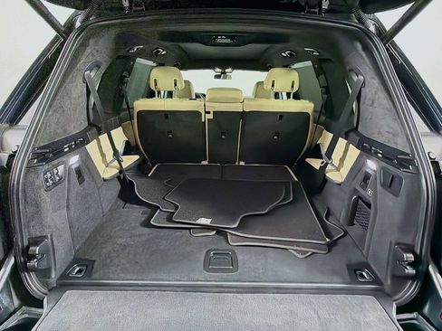 Used 2022 BMW X7 xDrive40i w/ M Sport Package image 25