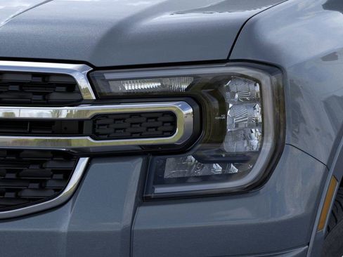 New 2025 Ford Ranger XLT w/ FX4 Off-Road Package image 18