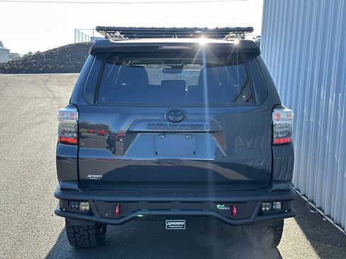 Certified 2024 Toyota 4Runner SR5 Premium w/ Moonroof Package AWD/4WD image 6
