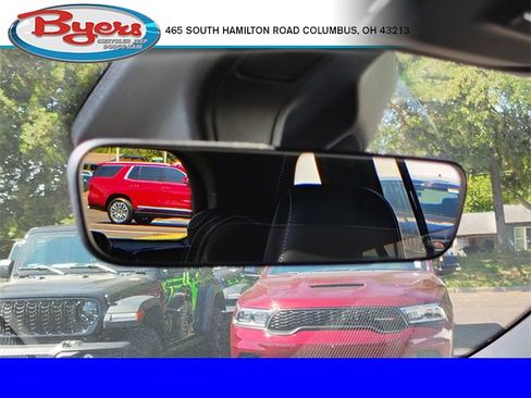 New 2025 Jeep Grand Cherokee Altitude image 27