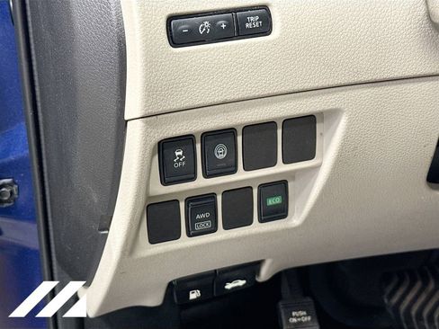 Used 2019 Nissan Rogue Sport SV AWD/4WD image 7
