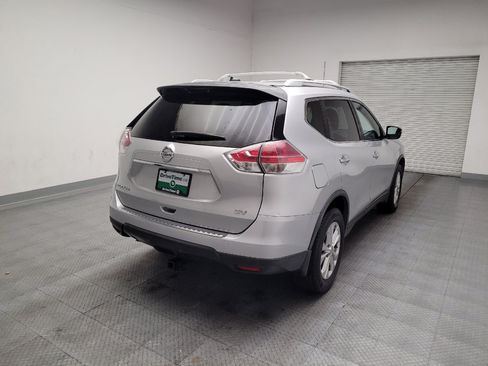 Used 2016 Nissan Rogue SV FWD image 9