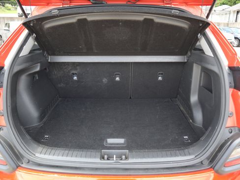 Used 2020 Hyundai Kona SEL image 6