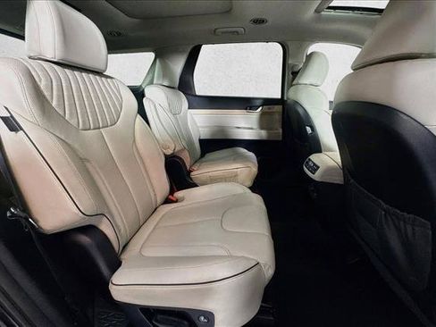 Used 2024 Hyundai Palisade Limited FWD image 27