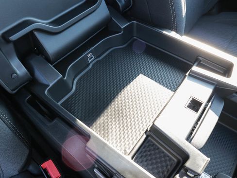 New 2024 RAM 2500 Big Horn w/ Night Edition image 37