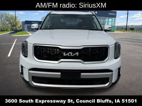Used 2025 Kia Telluride EX w/ EX Captain's Chair Package AWD/4WD image 12