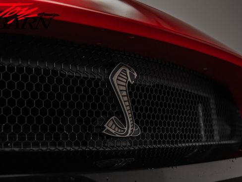 Used 2020 Ford Mustang Shelby GT500 w/ Technology Package image 9