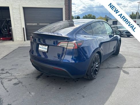 Used 2023 Tesla Model Y Performance AWD/4WD image 7